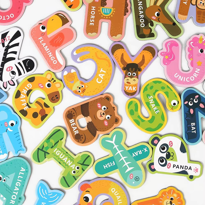 26pcs Large Magnetic Letters A - огляд і ціна Phonics Card Game